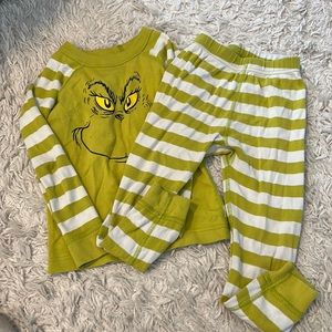 Hanna Andersson Grinch PJs 100cm/4